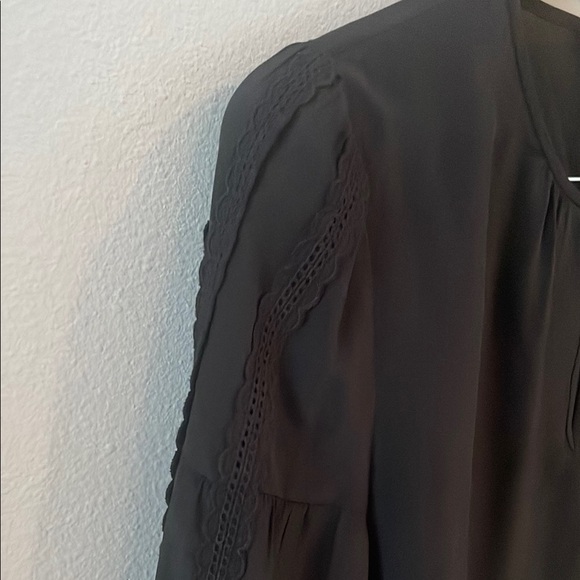 J Crew Silk Bell Sleeve Elegant Black Women's Top size 10 - Picture 3 of 6